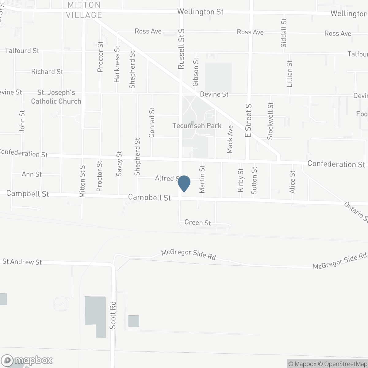 404 RUSSELL STREET South, Sarnia, Ontario N7T 3M7
